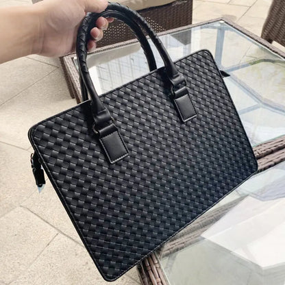 5A Designer Portable Briefcase Brand Top Men'S Leather Single-Shoulder A4 Magazine Fashion Laptop Simple Business Handmade Woven Bag 2023 New